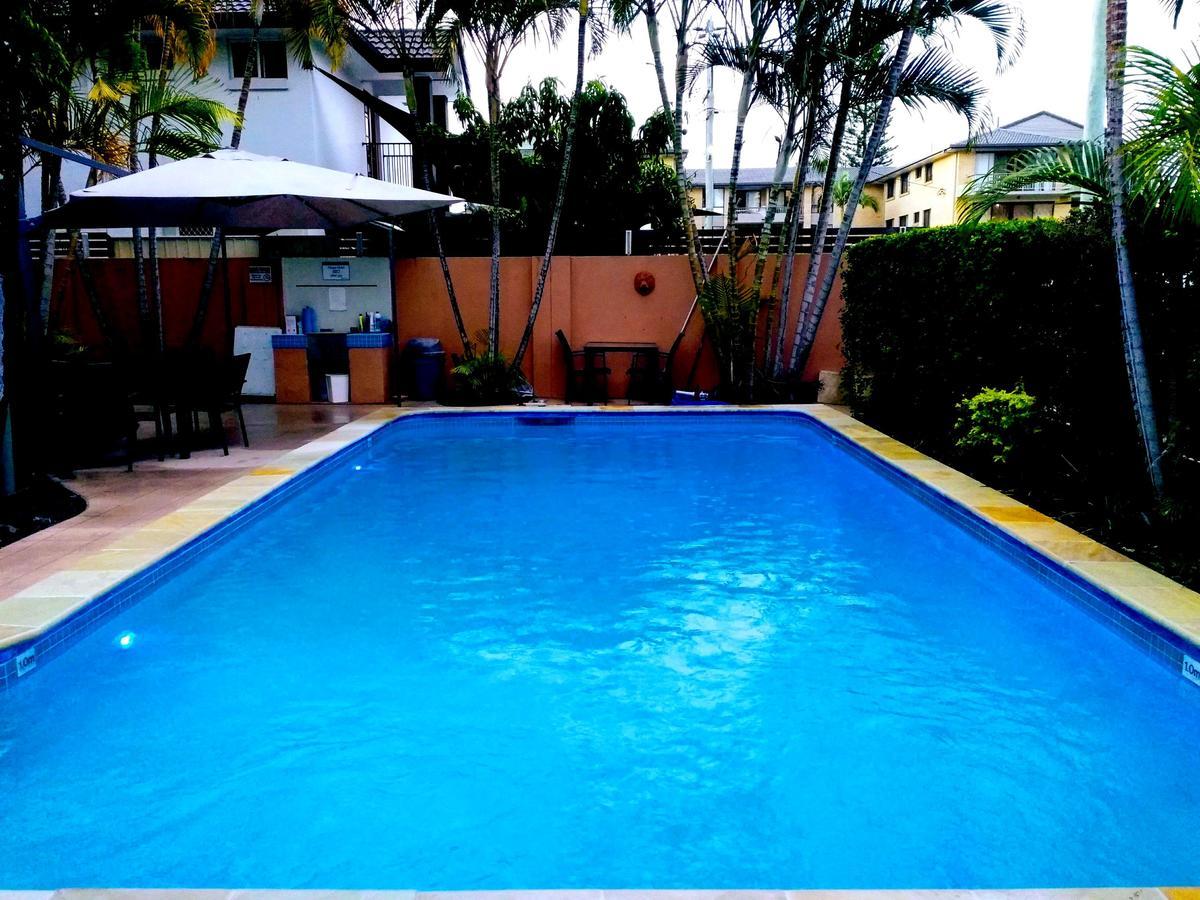 Karana Palms Resort Guldkusten Exteriör bild